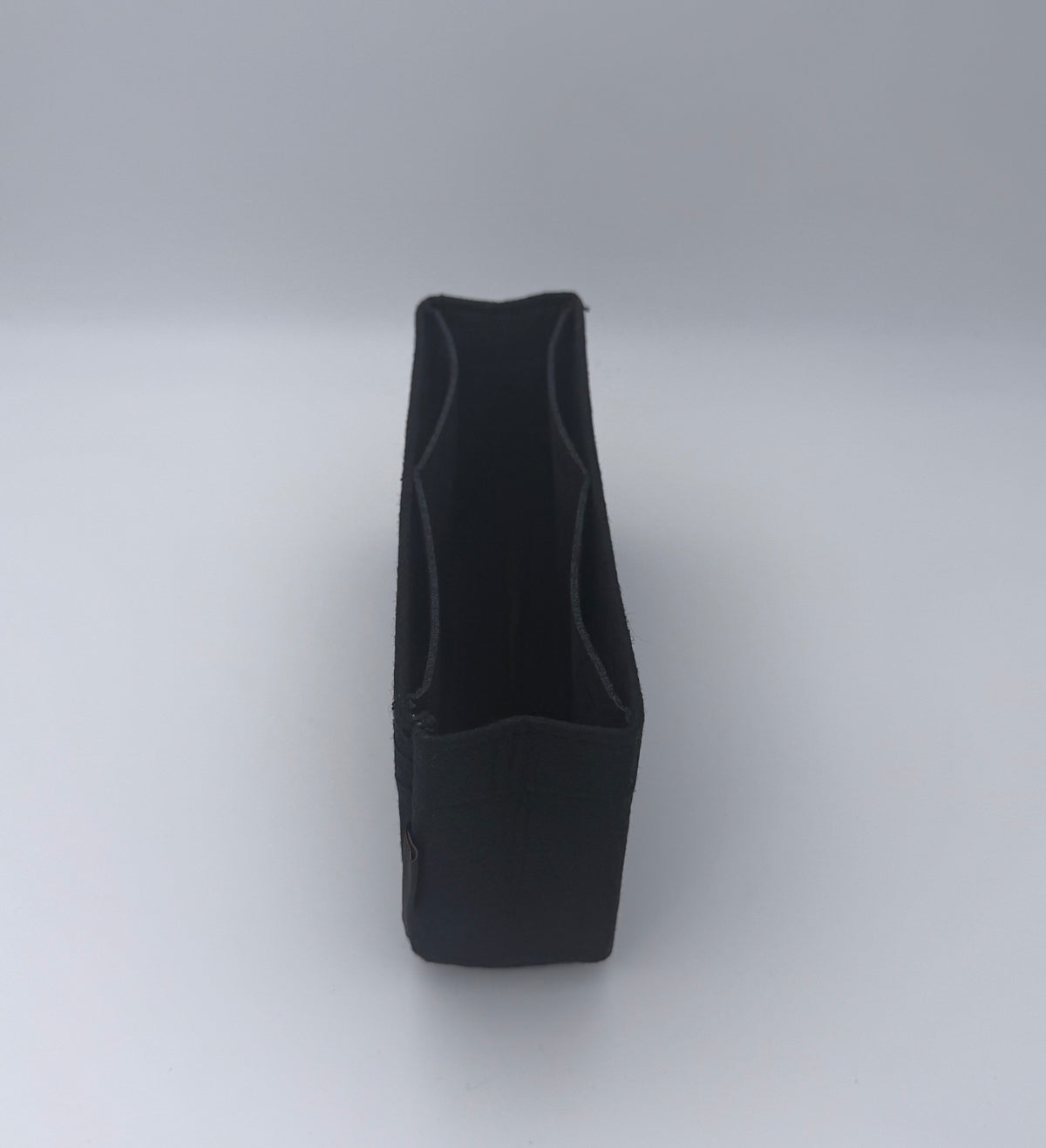 S - L22,5 B5 H11,5 cm