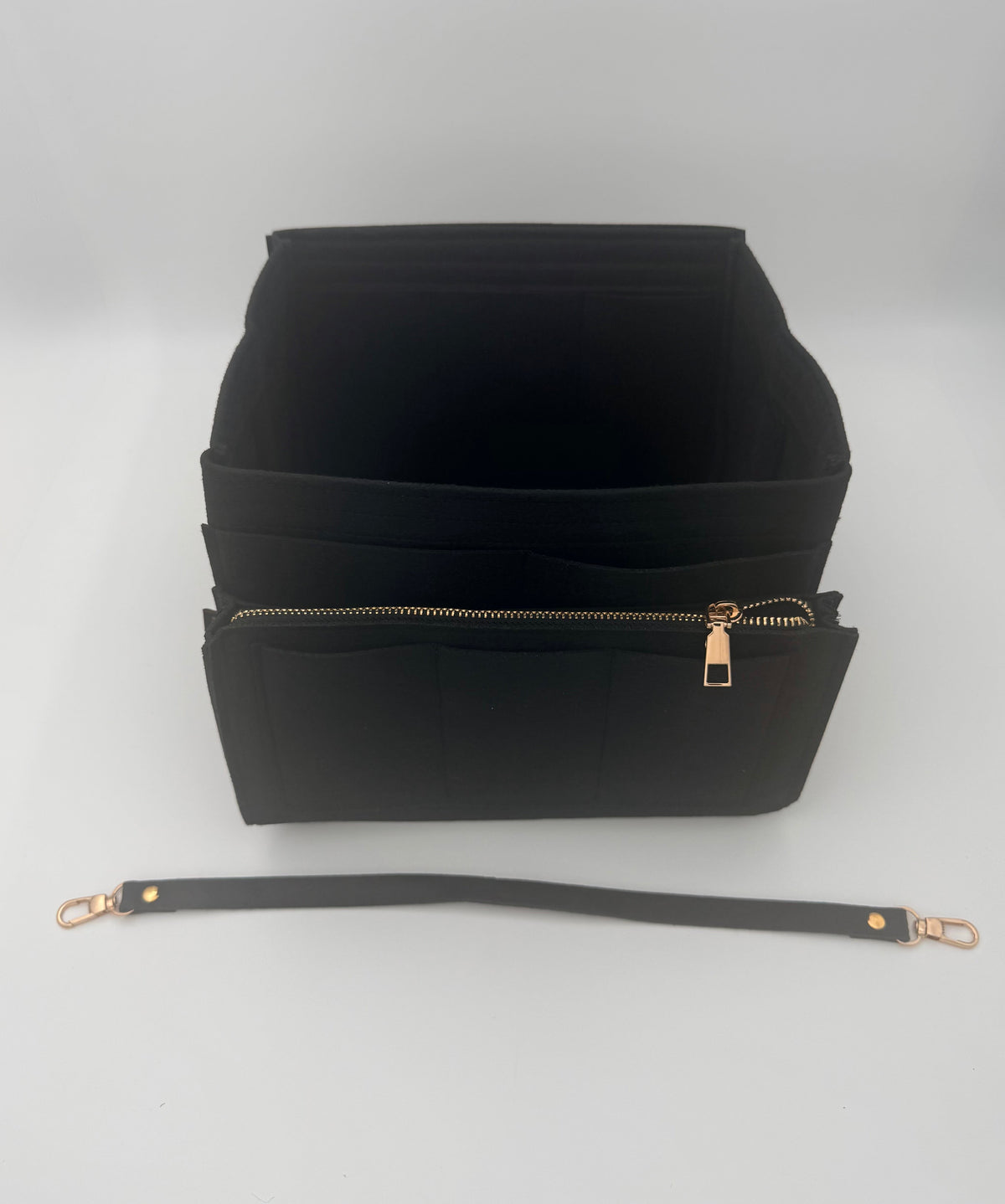Organizer med uttagbar midtdel tilpasset Louis Vuitton Noé GM