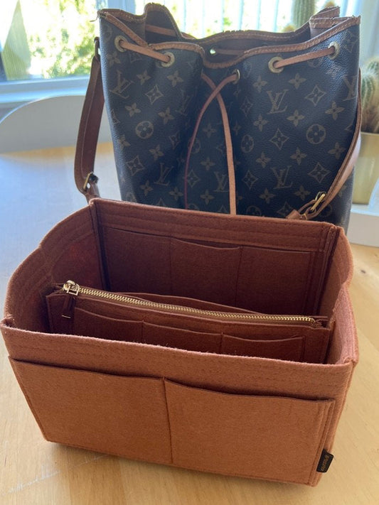Organizer med uttagbar midtdel tilpasset Louis Vuitton Noé GM